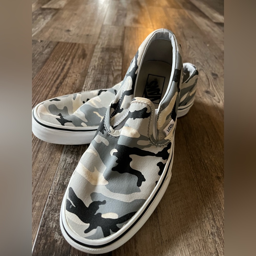Women’s Camo Vans